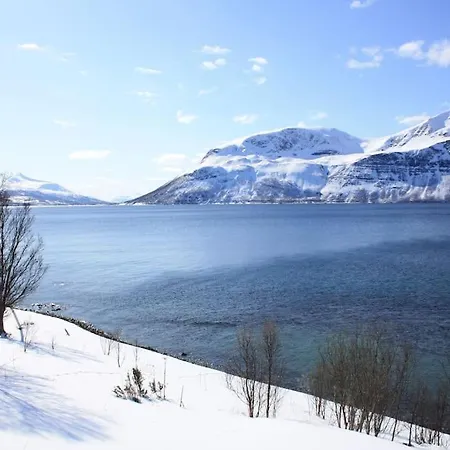 Idyllic With Sauna - Lyngen Alps *