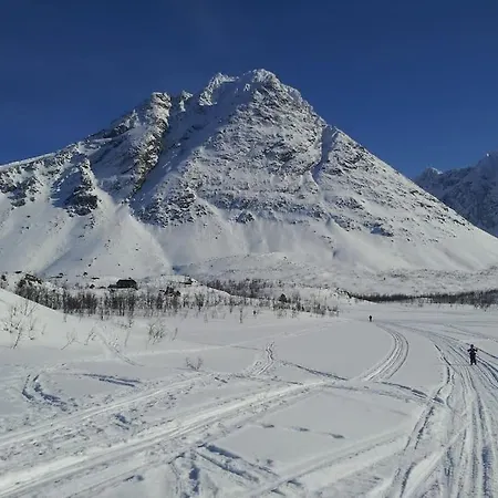Idyllic With Sauna - Lyngen Alps