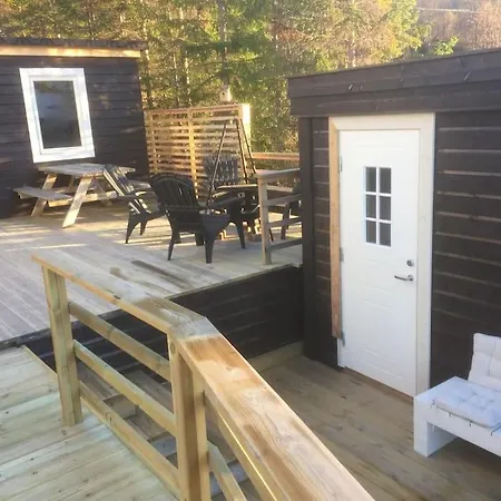 Idyllic With Sauna - Lyngen Alps Holiday home