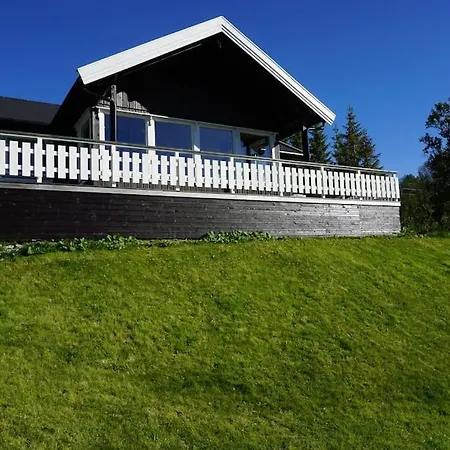 Idyllic With Sauna - Lyngen Alps
